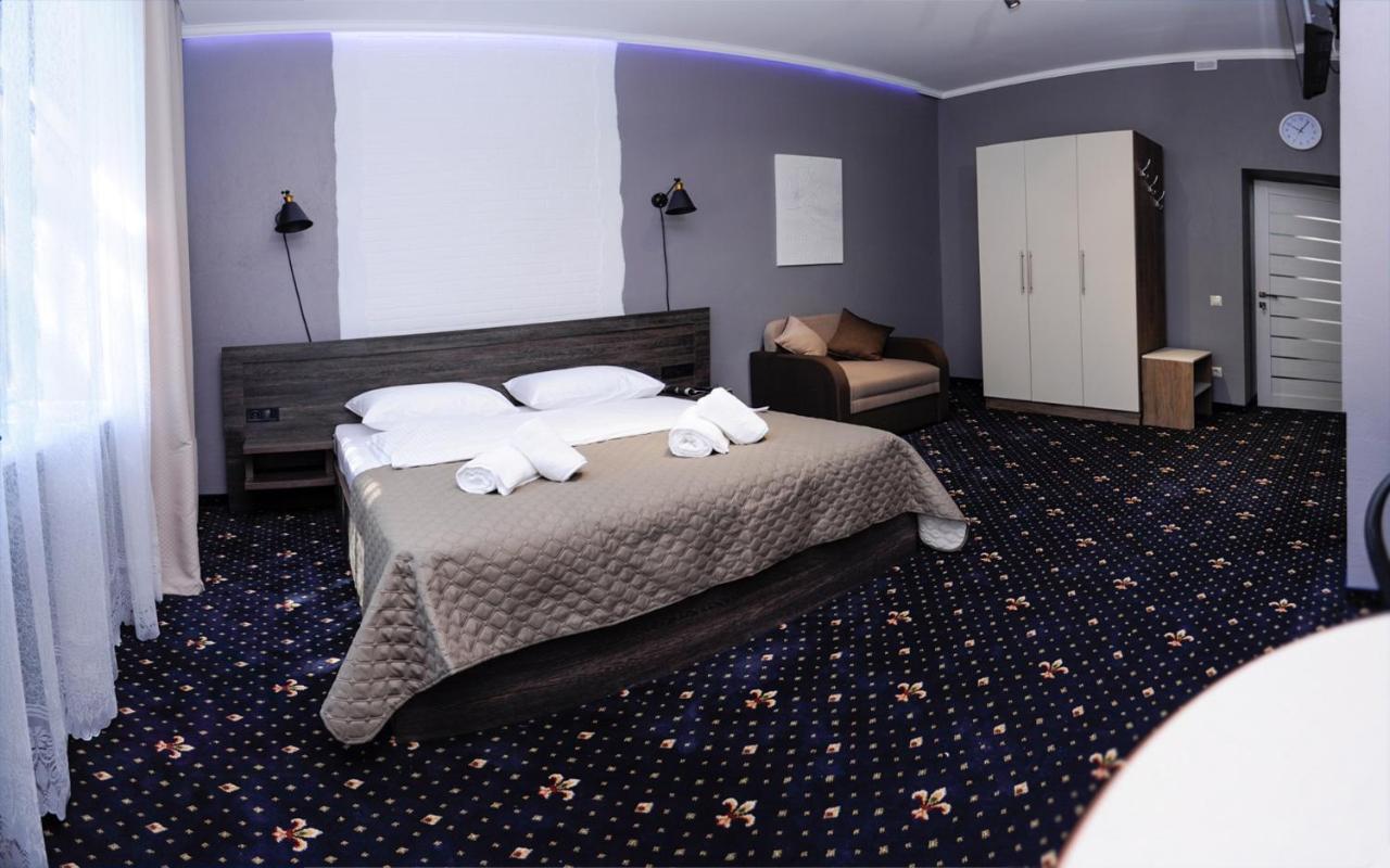 Luxury.Ap Aparthotel Ivano-Frankivsk Exterior photo
