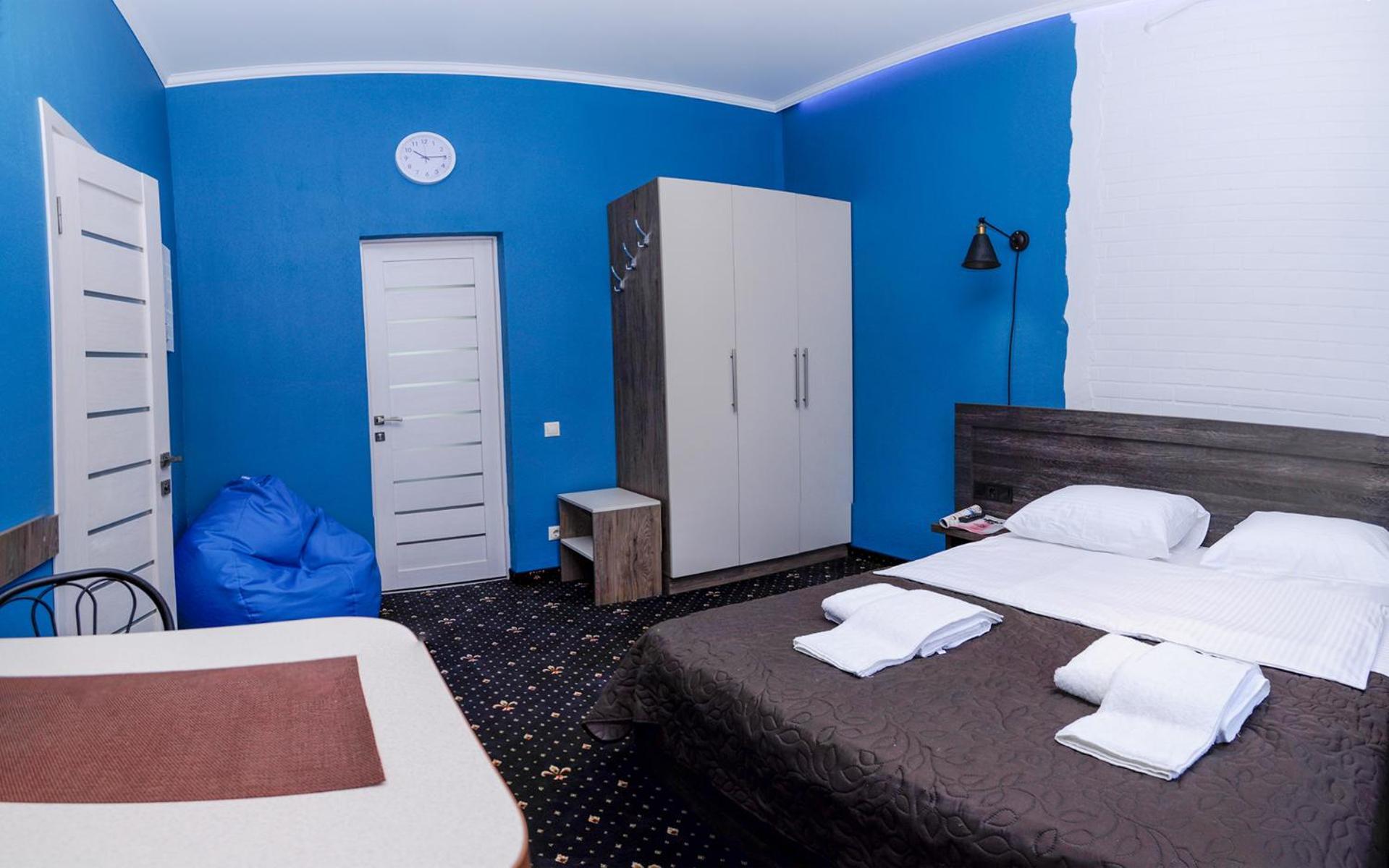 Luxury.Ap Aparthotel Ivano-Frankivsk Room photo